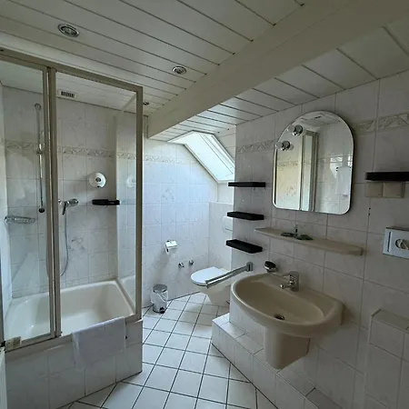 Wirtshaus Zur Heimlichen Liebe *