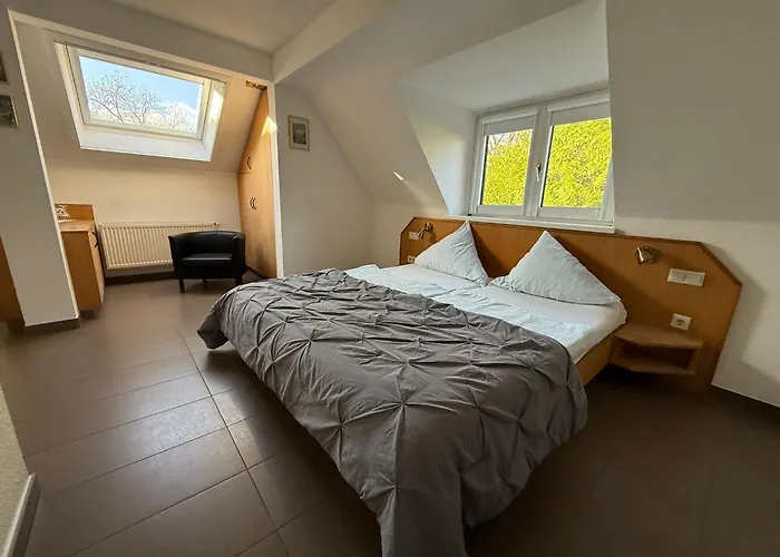 Wirtshaus Zur Heimlichen Liebe Hotel *